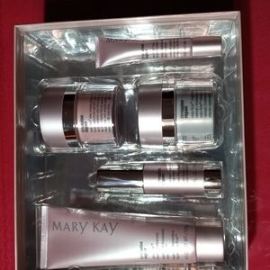 Mary Kay Timewise Repair Volu Firm Set $218 Original. Final Sale $130.
